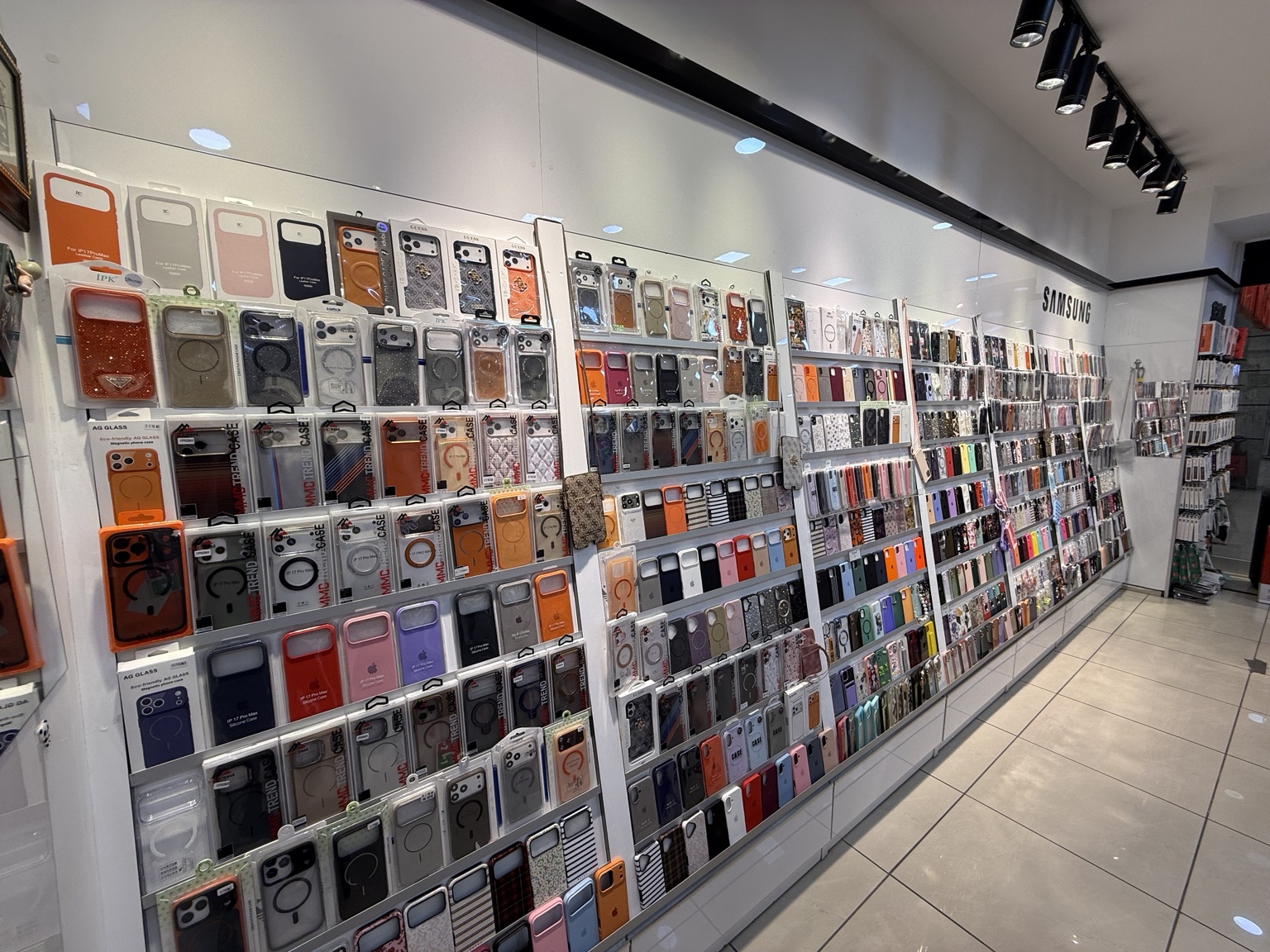 Samsung ve telefon kılıf ürünleri